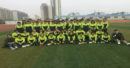 说明: C:\Users\User\Desktop\腐漫画
在天津劳动保护学校积极开展教育实习\3.jpeg