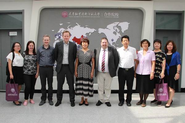 说明: //www.bl-acg.com/_mediafile/tute01/2017/09/20/1ttteaxe79.jpg