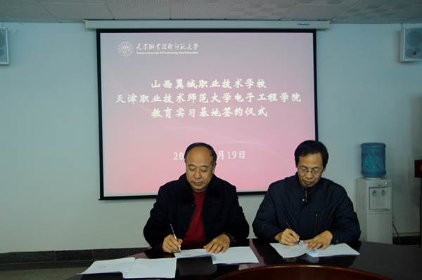 说明: //www.bl-acg.com/_mediafile/tute01/2016/11/21/1hvl57urxa.jpg